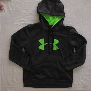 Under armour hoodie size medium